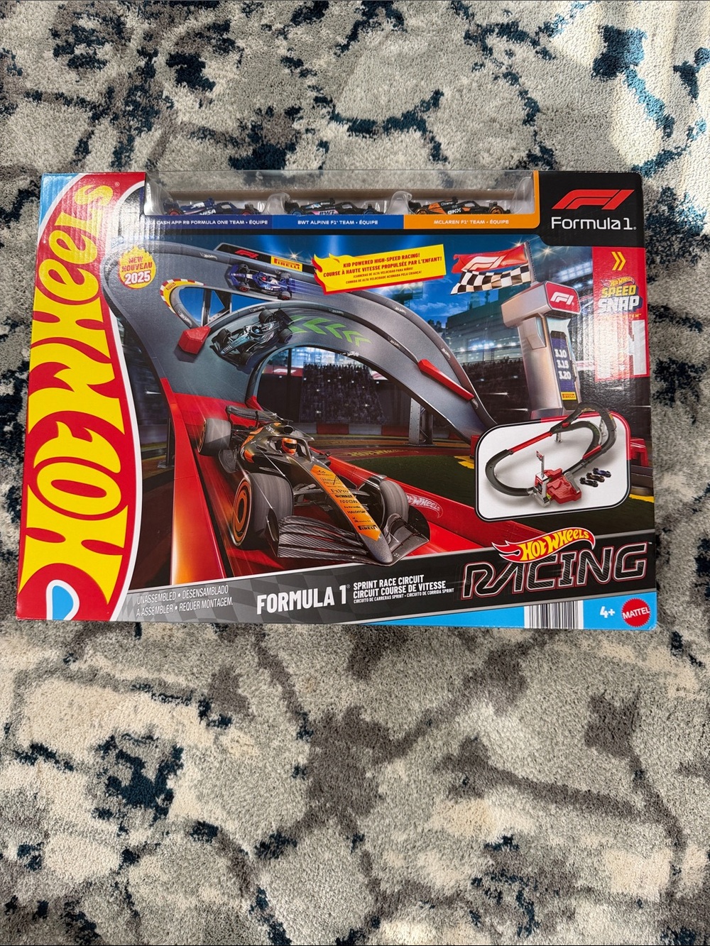 Hot Wheels Formula 1 Racing Track Set - Red & Black